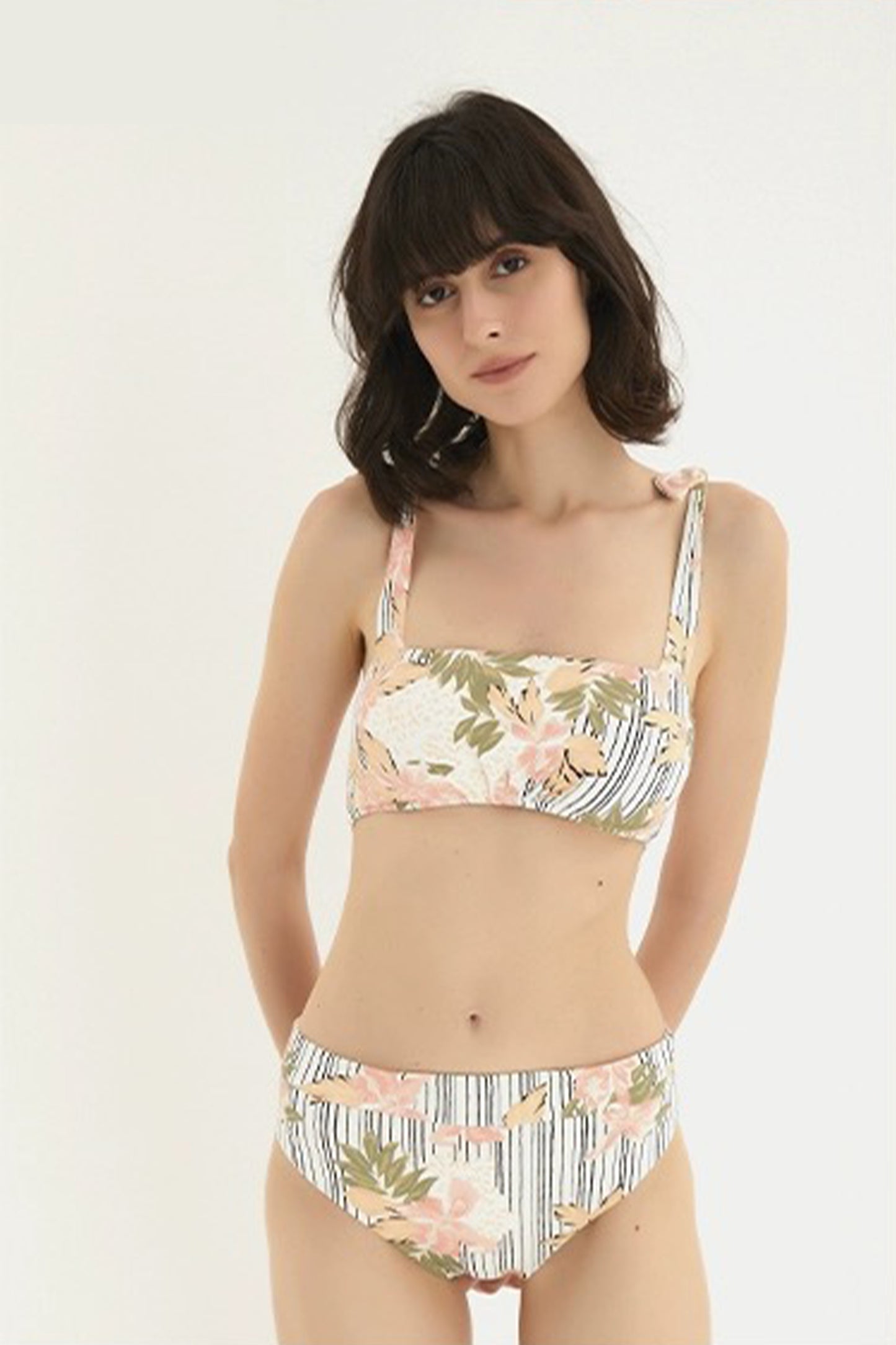 Floral Tie Strap Bikini Set